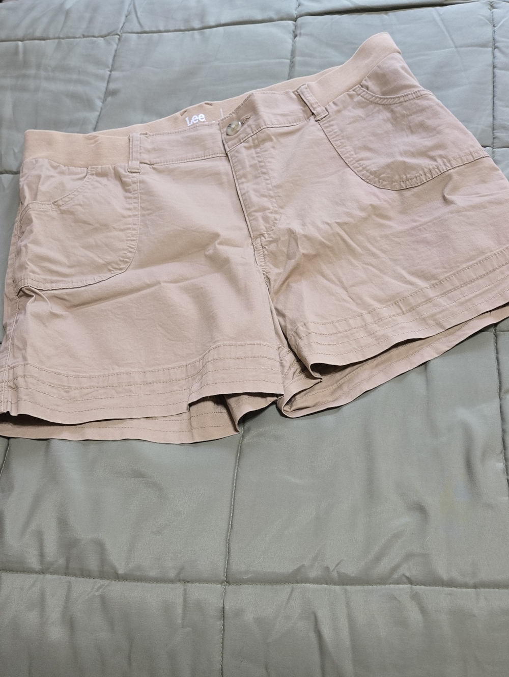 Lee Women's Kahki Shorts